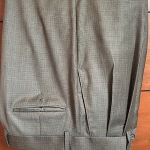 Lauren Ralph Lauren  Mens Dress Pants 100 % wool